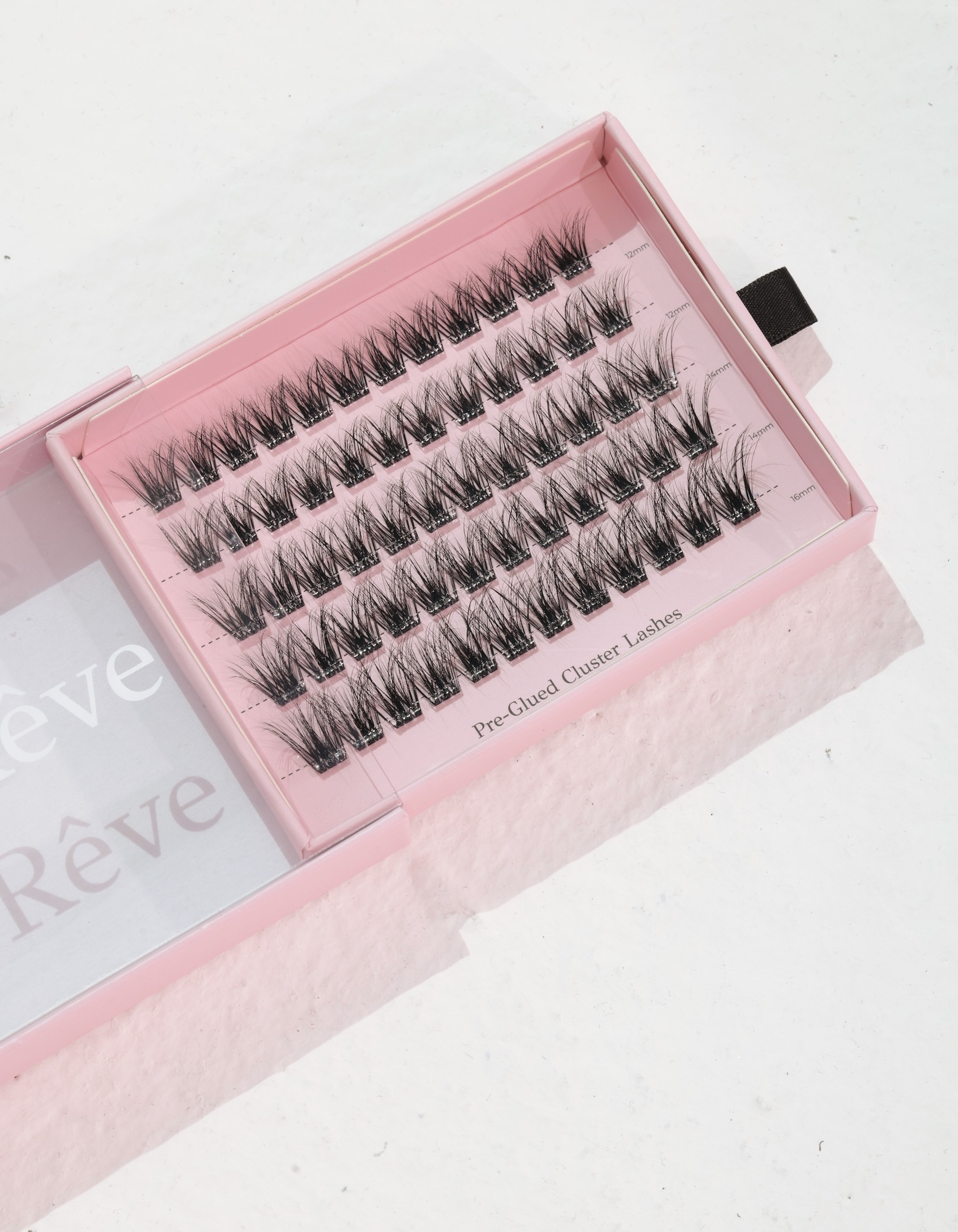 Feline Eyelashes